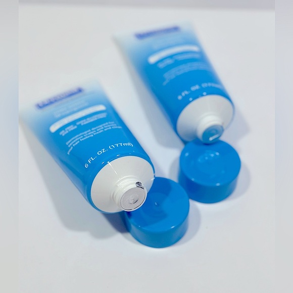 Dermasil Ultra Gentle Shampoo - Set of 2 - Picture 4 of 5